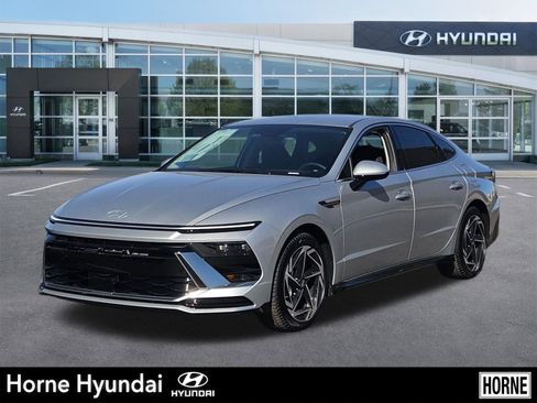 New 2026 Hyundai Sonata SEL FWD image 1