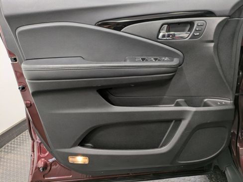 Used 2019 Honda Passport Touring image 8