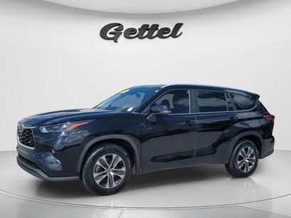 Used 2023 Toyota Highlander XLE