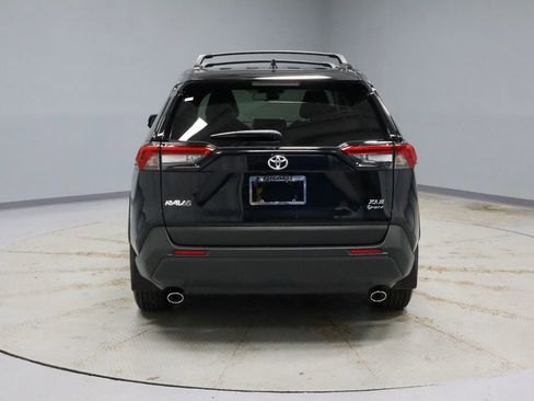 Used 2025 Toyota RAV4 XLE w/ Convenience Package image 9