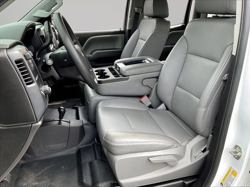 Used 2019 Chevrolet Silverado 1500 W/T w/ WT Convenience Package AWD/4WD image 22