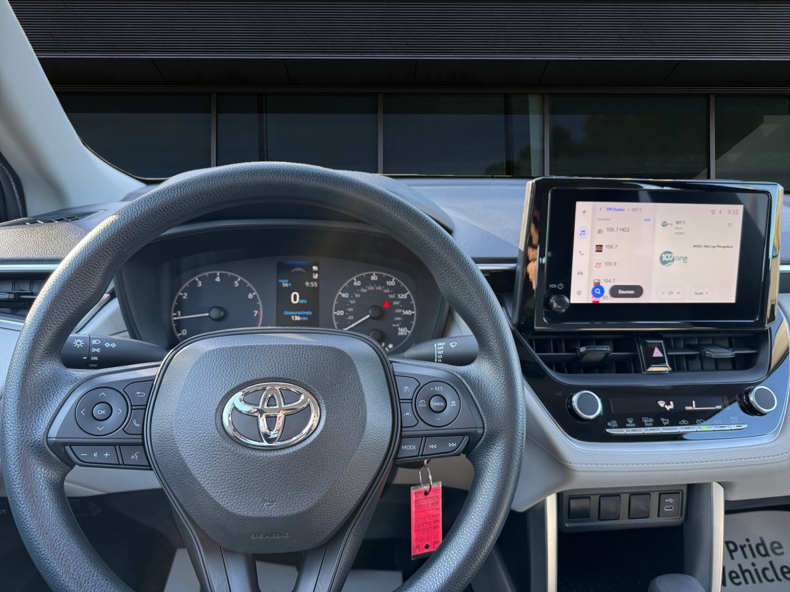 Used 2023 Toyota Corolla Cross L FWD image 3