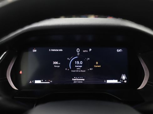 Used 2025 Jeep Grand Cherokee Altitude image 25