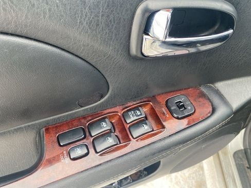 Used 2004 Hyundai Sonata GLS image 9