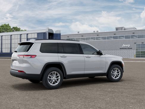 New 2026 Jeep Grand Cherokee L 4WD image 19