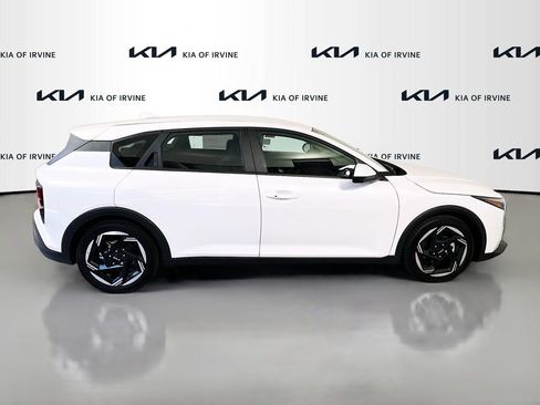 New 2026 Kia K4 EX FWD image 8
