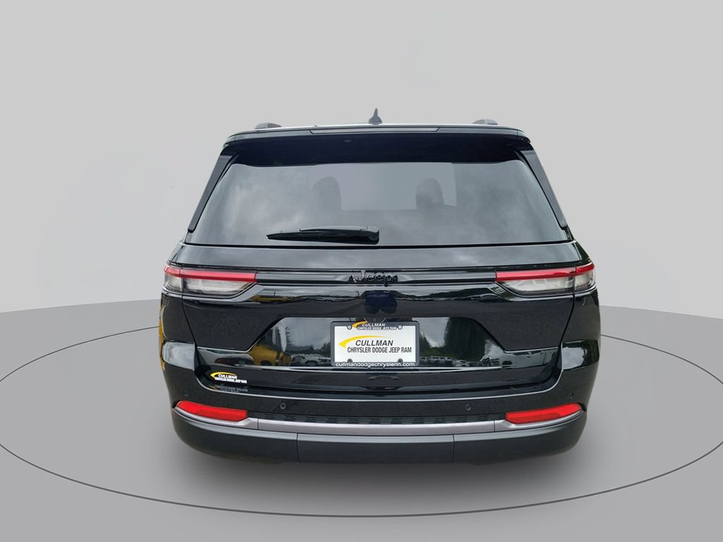New 2026 Jeep Grand Cherokee Altitude RWD image 4