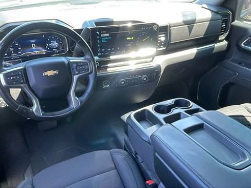 Used 2023 Chevrolet Silverado 1500 LT RWD image 15