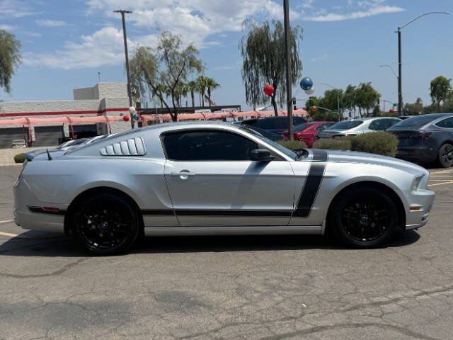 Used 2014 Ford Mustang Coupe w/ Equipment Group 102A RWD image 2