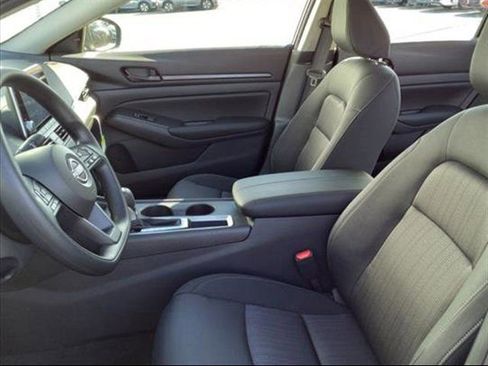 New 2025 Nissan Altima 2.5 S image 28