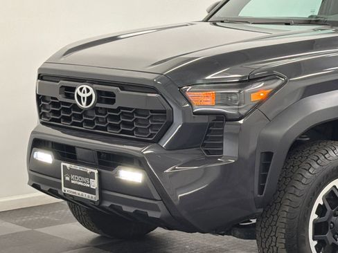 Used 2024 Toyota Tacoma TRD Off-Road AWD/4WD image 2