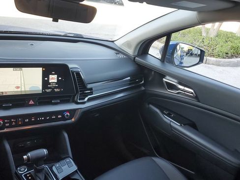 Certified 2023 Kia Sportage EX FWD image 15