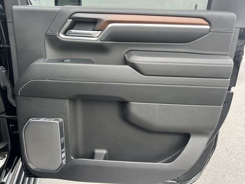 Used 2024 GMC Sierra 2500 Denali w/ Denali Reserve Package image 21