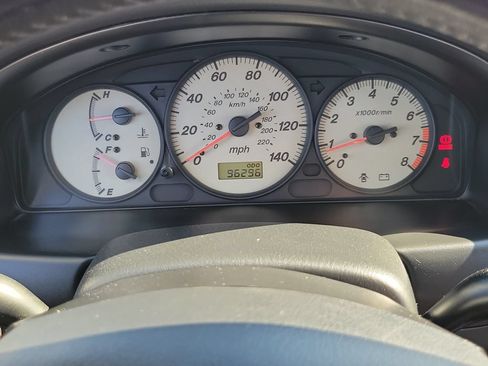 Used 2003 MAZDA Protege5 FWD image 6