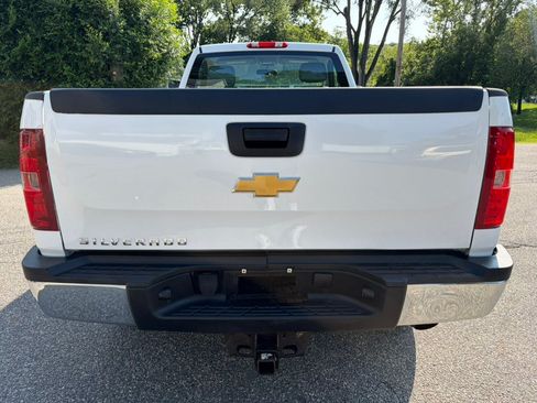 Used 2013 Chevrolet Silverado 2500 W/T AWD/4WD image 10