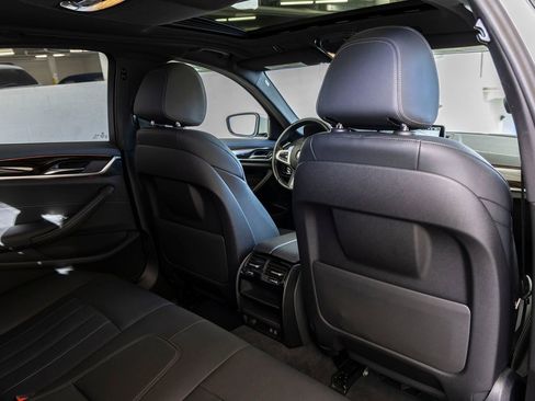 Certified 2023 BMW 530i 530i w/ M Sport Package image 24