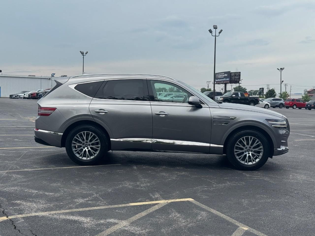 Used 2024 Genesis GV80 2.5T AWD/4WD image 3