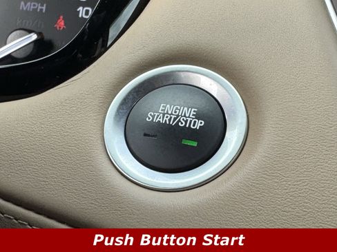 Used 2019 Cadillac XT5 Platinum image 10