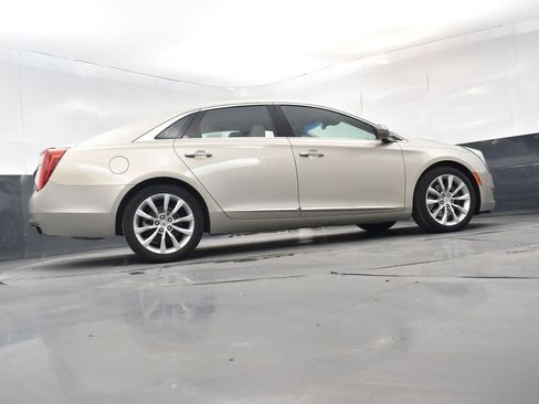 Used 2015 Cadillac XTS Luxury w/ Driver Awareness Package image 25