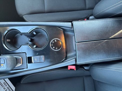 Used 2023 Nissan Rogue S image 20