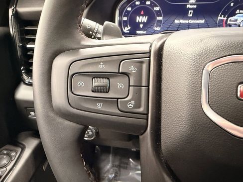 Used 2025 GMC Sierra 1500 AT4 w/ AT4 Premium Package image 34