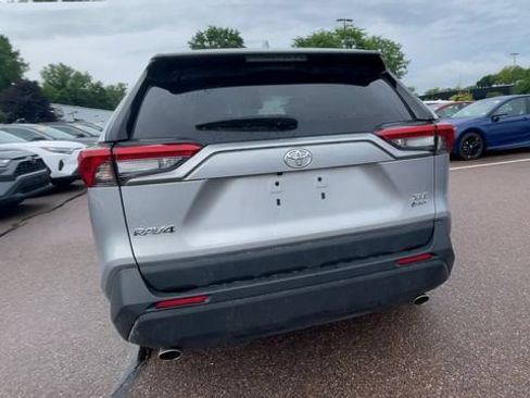 Used 2025 Toyota RAV4 XLE AWD/4WD image 3