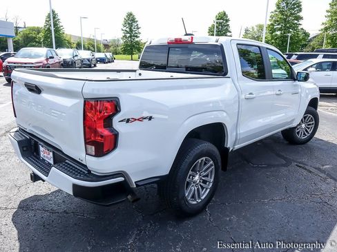 Used 2023 Chevrolet Colorado LT w/ LT Convenience Package AWD/4WD image 8