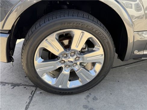 Used 2016 Ford F150 Limited RWD image 11