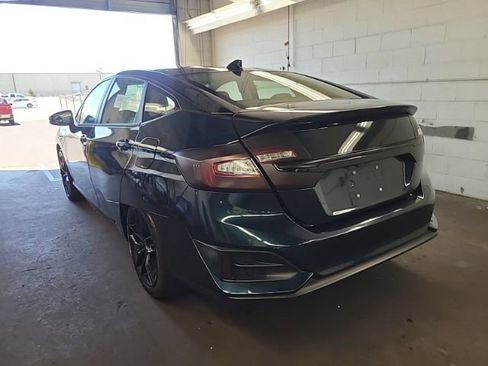 Used 2018 Honda Clarity Plug-In Hybrid image 2