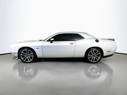 Used 2022 Dodge Challenger R/T w/ Plus Package RWD image 4