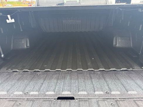 Certified 2025 GMC Sierra 1500 AT4 w/ AT4 Premium Package image 24