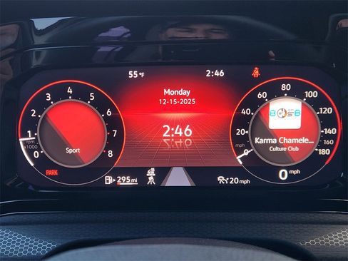 Used 2022 Volkswagen GTI SE image 15