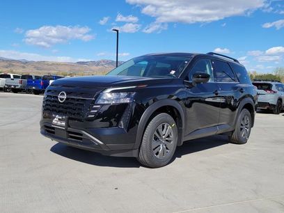 New 2026 Nissan Pathfinder SV