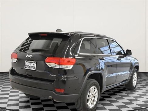 Used 2018 Jeep Grand Cherokee Laredo image 4