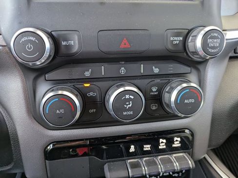 Used 2022 RAM 1500 Big Horn image 11