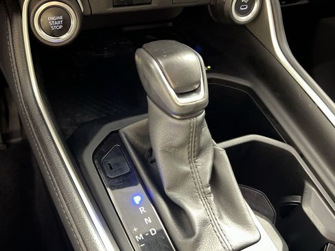 Used 2025 Toyota Grand Highlander AWD image 19