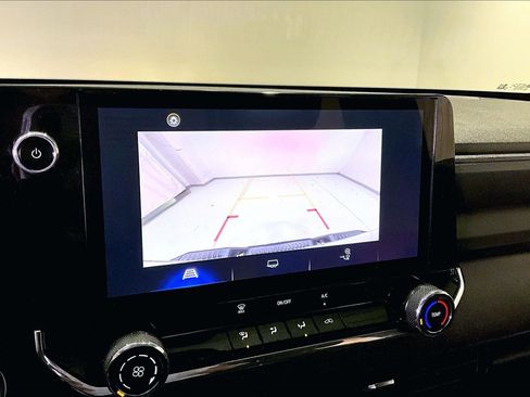 Used 2023 Chevrolet Colorado W/T image 14