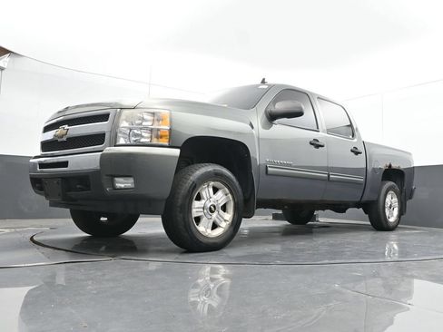 Used 2011 Chevrolet Silverado 1500 LT w/ All-Star Edition AWD/4WD image 26