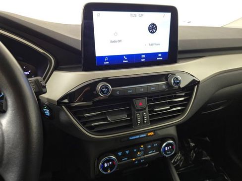 Certified 2021 Ford Escape SE w/ SE Sport Appearance Package image 26