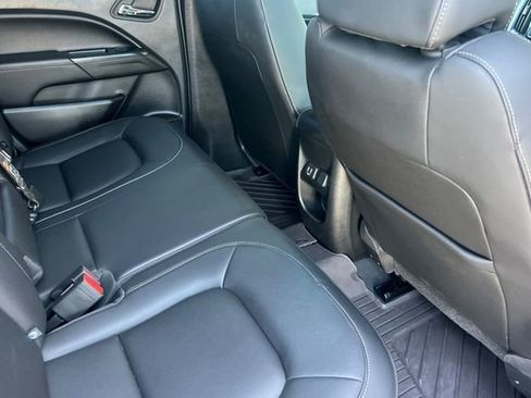 Used 2022 GMC Canyon Elevation w/ Elevation Premium Package AWD/4WD image 17
