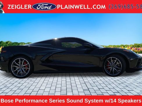 Used 2024 Chevrolet Corvette Stingray Premium Conv w/ Z51 Performance Package RWD image 6