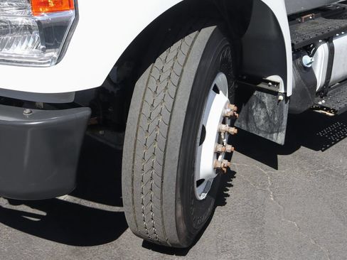 Used 2021 Ford F650 2WD Regular Cab Super Duty image 36