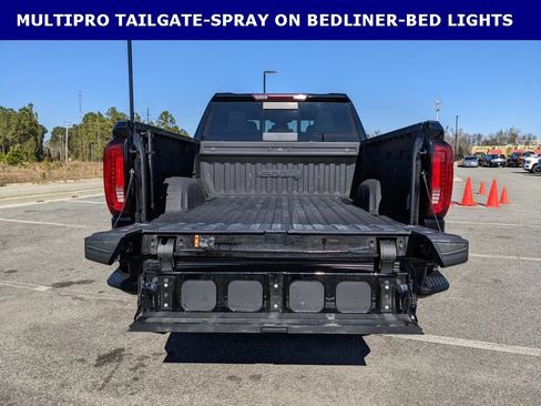 Used 2023 GMC Sierra 1500 AT4 w/ AT4 Preferred Package image 12