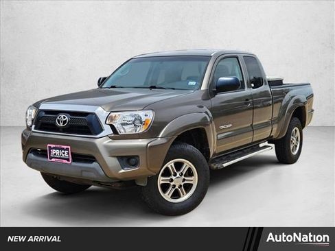 Used 2012 Toyota Tacoma PreRunner w/ SR5 Pkg RWD image 1