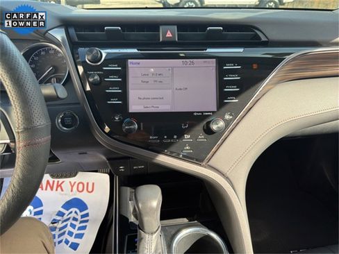 Used 2019 Toyota Camry XLE image 31