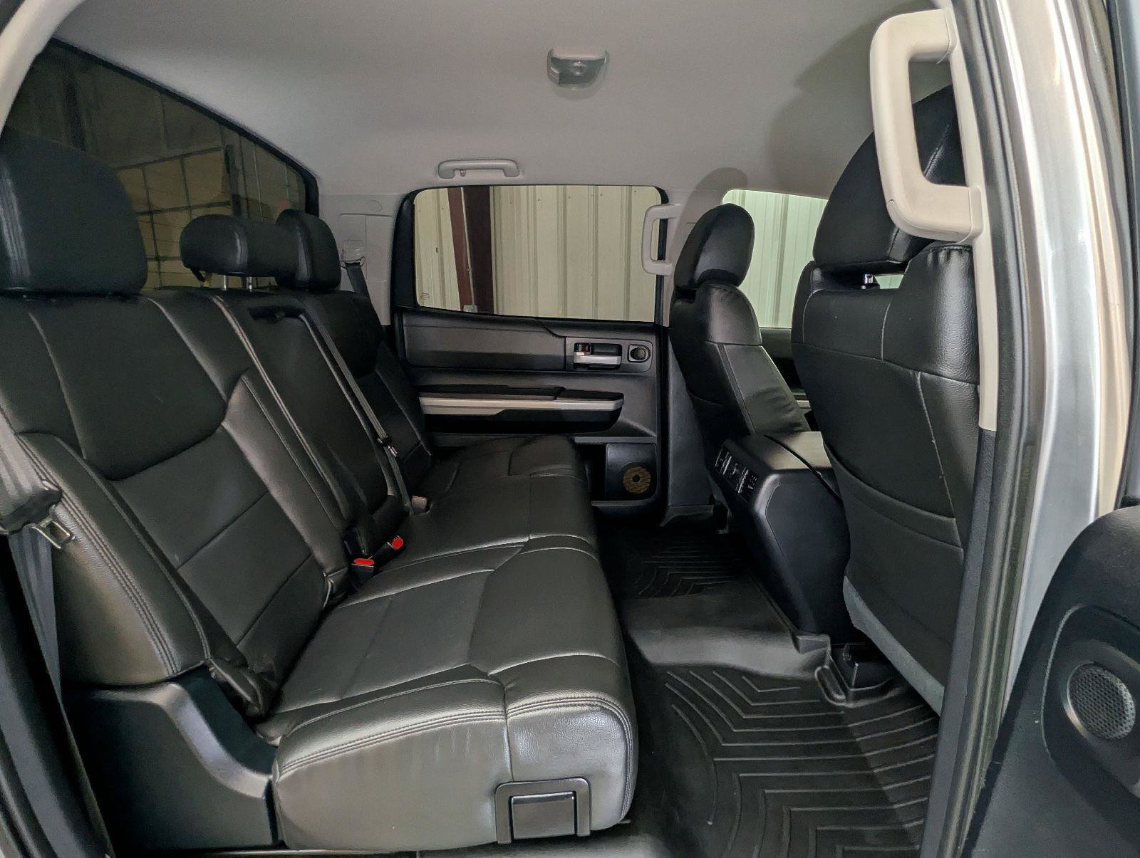 Used 2018 Toyota Tundra SR5 w/ SR5 Upgrade Package AWD/4WD image 26