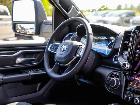 New 2026 RAM 1500 Big Horn AWD/4WD image 10