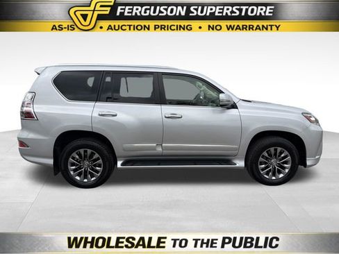 Used 2014 Lexus GX 460 Luxury AWD/4WD image 8