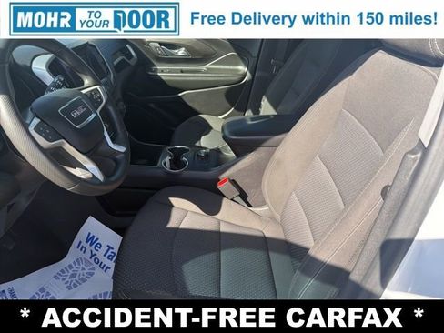 Used 2024 GMC Terrain SLE image 13