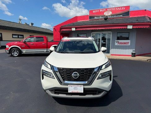 Used 2021 Nissan Rogue SV w/ Premium Package AWD/4WD image 2